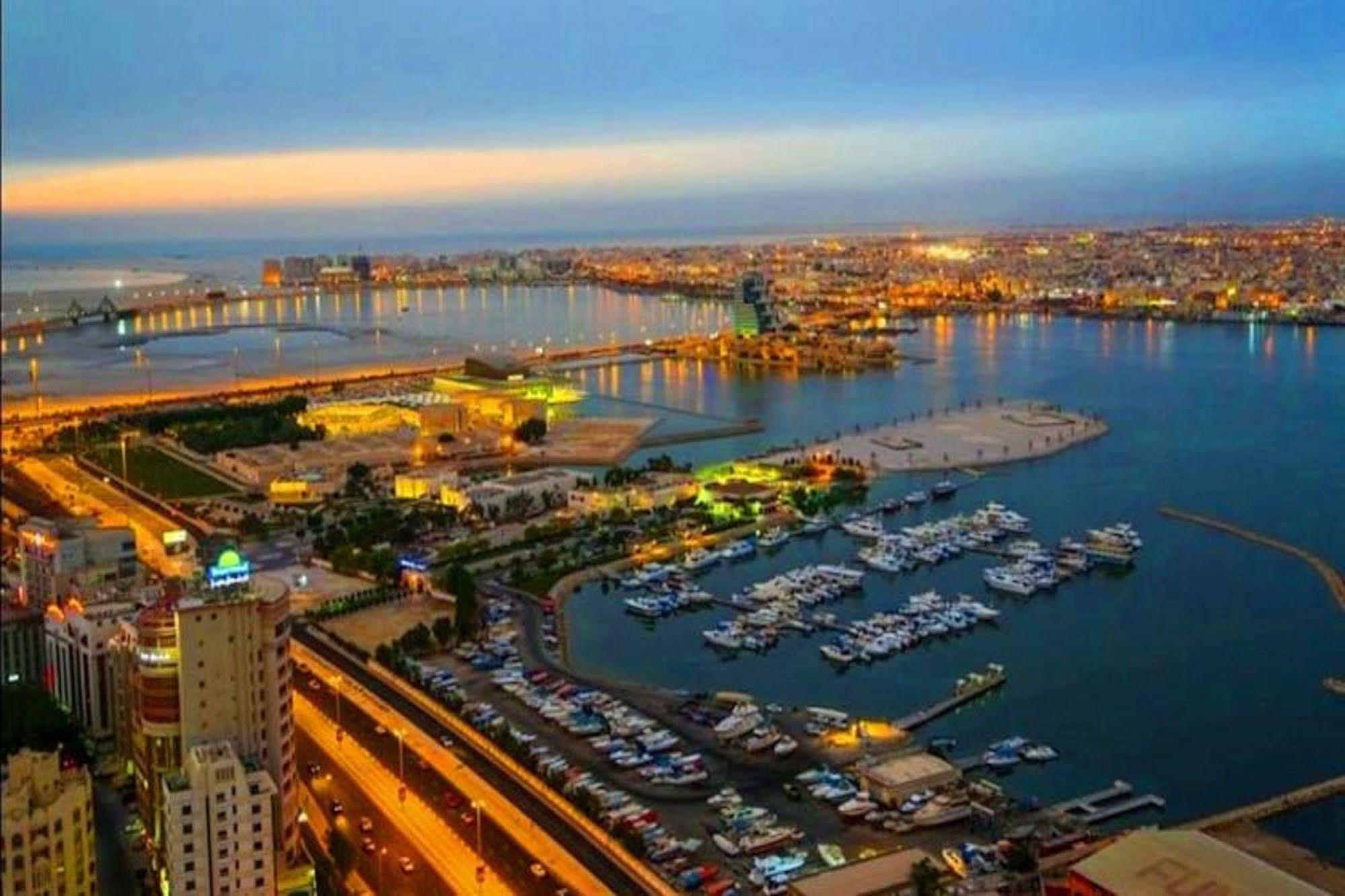 Happy Days Hotel Manama Exterior foto